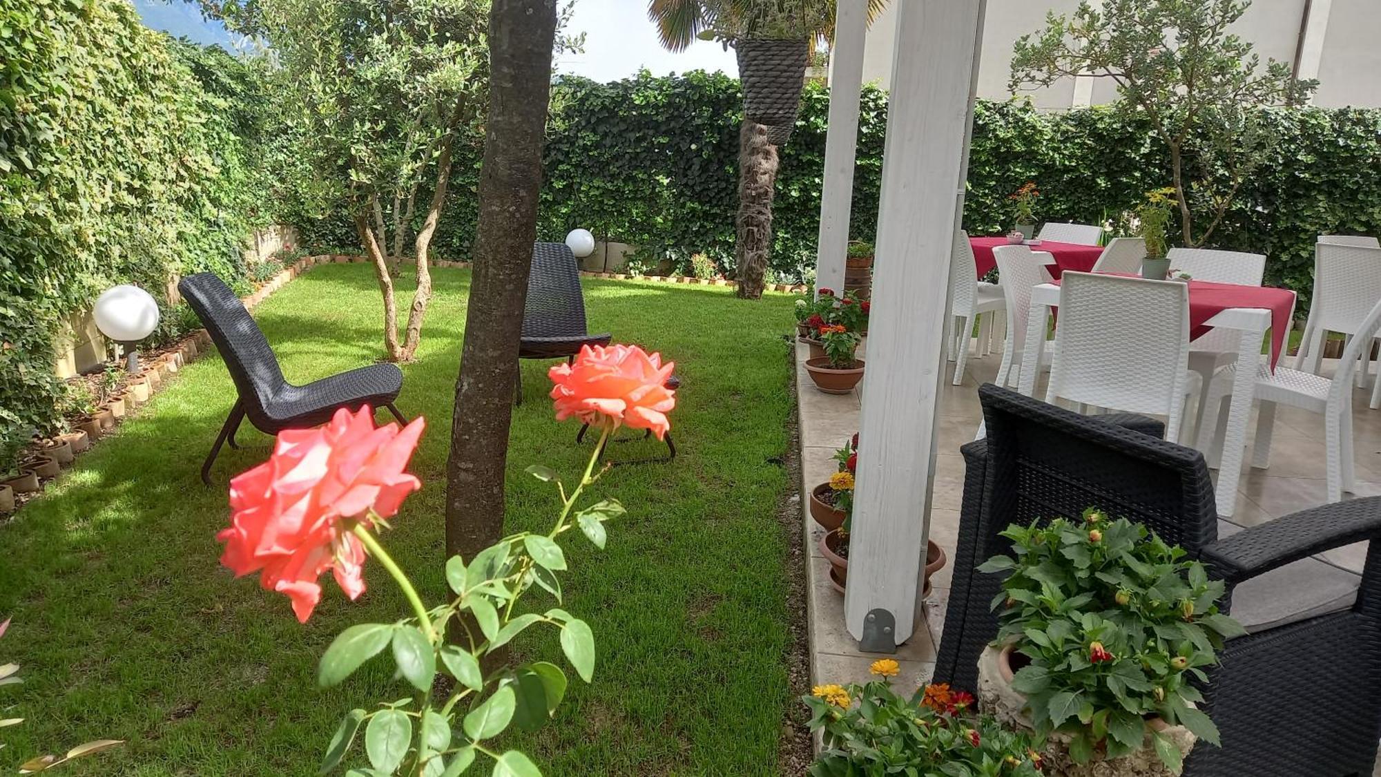 B&B Tenuta Bianca Oliveto Citra Kültér fotó